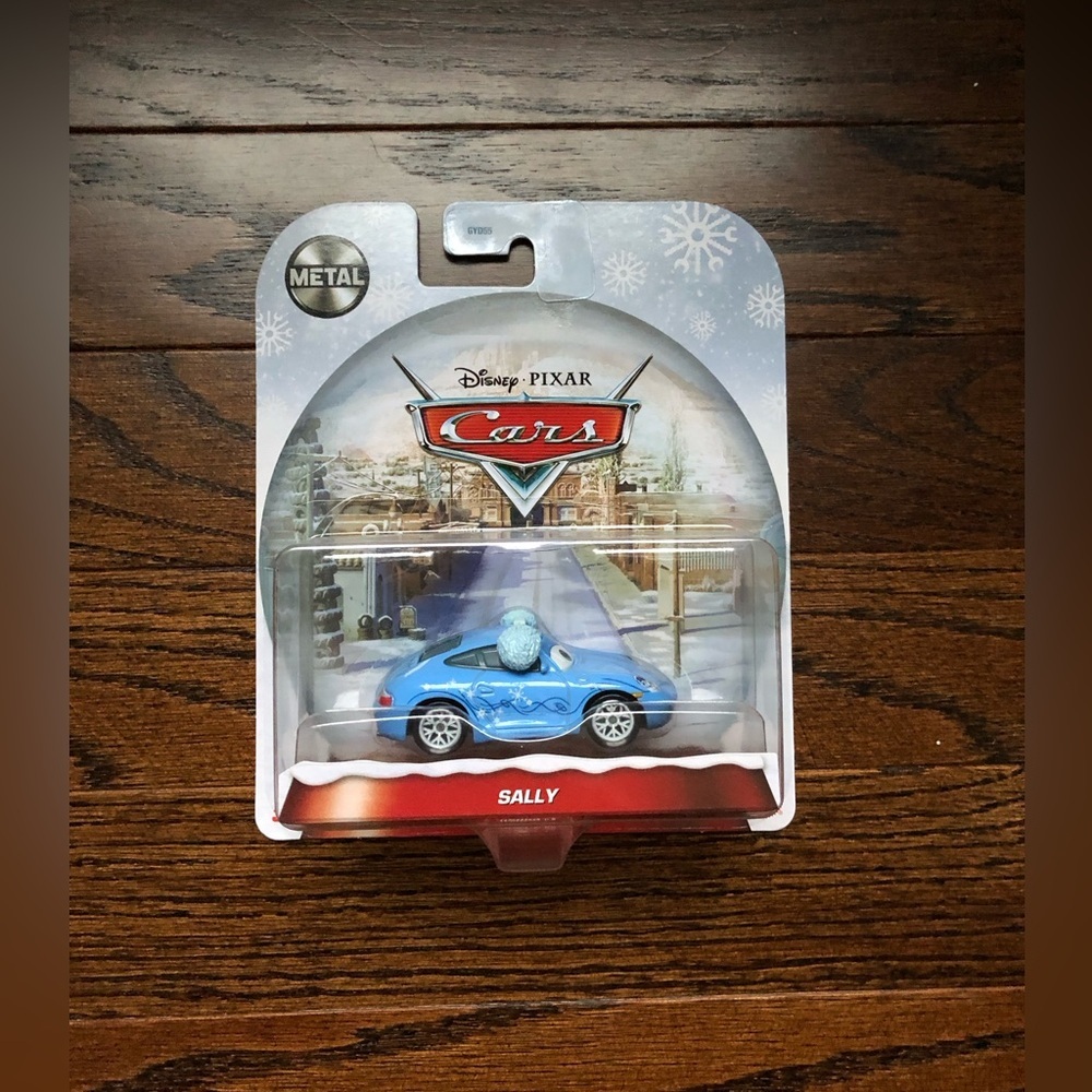 *NEW* Disney Pixar Cars Winter/Holiday/Christmas Diecast Play Toy Car - Sally